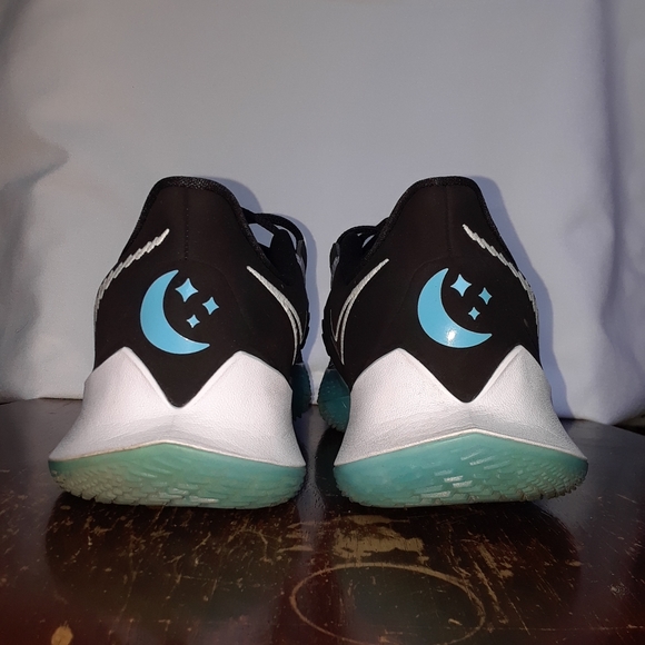 Nike Kyrie Low 3 'Moon' Black/Blue CJ1286-001 Basketball Shoes Men's Size 9 - Picture 8 of 15